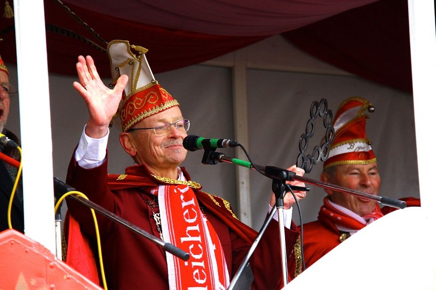 Schl&uuml;ssel&uuml;bergabe in Bleicherode