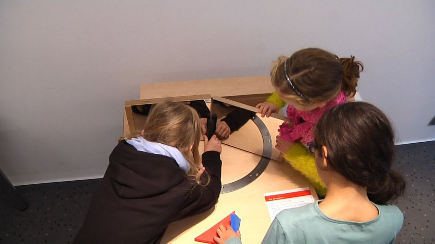 Faszination Mathematik - neue Ausstellung in der Kreissparkasse Nordhausen