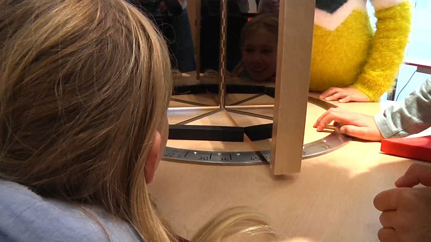 Faszination Mathematik - neue Ausstellung in der Kreissparkasse Nordhausen