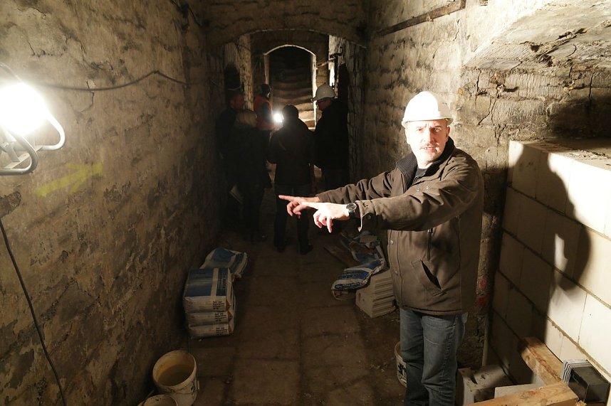 Mario Manolow erkl&auml;rt