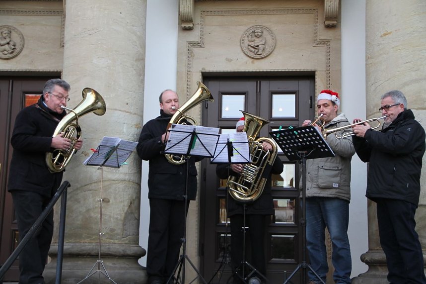 Weihnachtsmarkt am Nordh&auml;user Theater er&ouml;ffnet