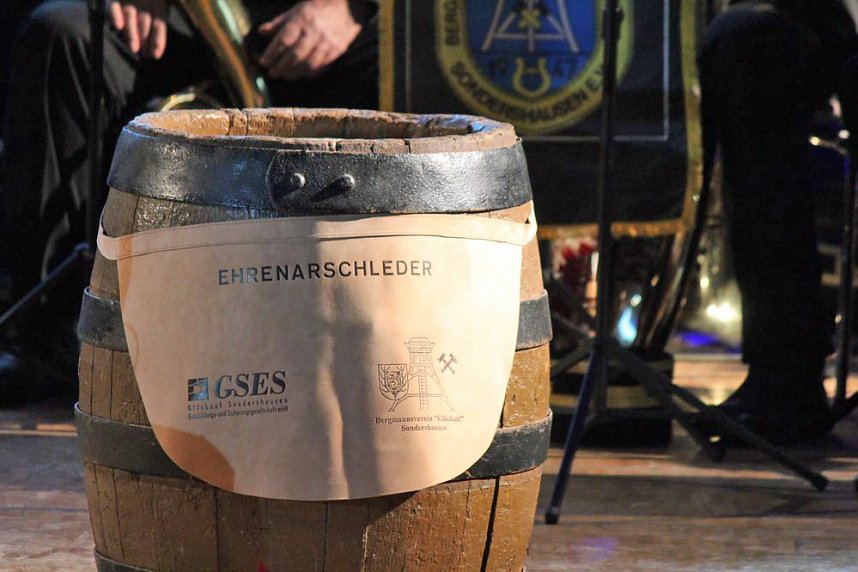 Ministerpr&auml;sident bekam Schl&auml;ge