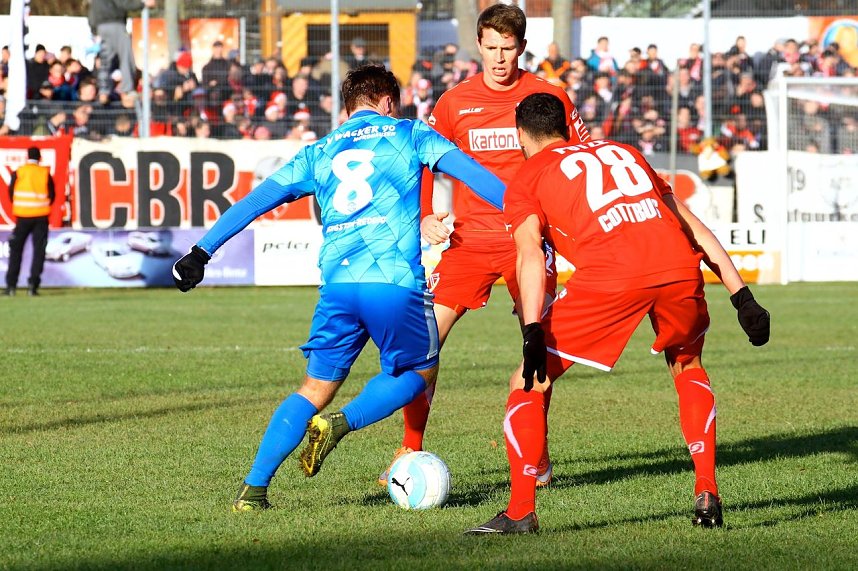 Wacker Nordhausen und Energie Cottbus trennen sich torlos.