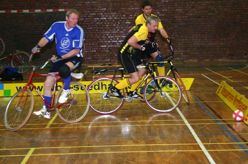Nordhausen verteilte Geschenke und Ilfeld errang den ersten Sieg - 2. Spieltag in der Radball Oberliga