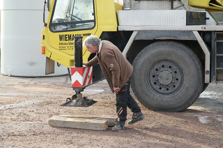Der Versuch, ein Silo zu demontieren