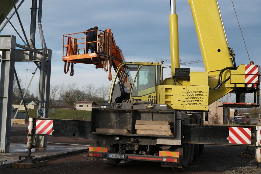 Der Versuch, ein Silo zu demontieren