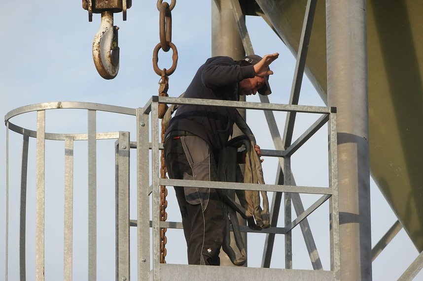 Der Versuch, ein Silo zu demontieren