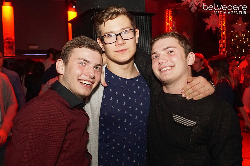 Party im Jugendclubhaus in Nordhausen - der Samstag