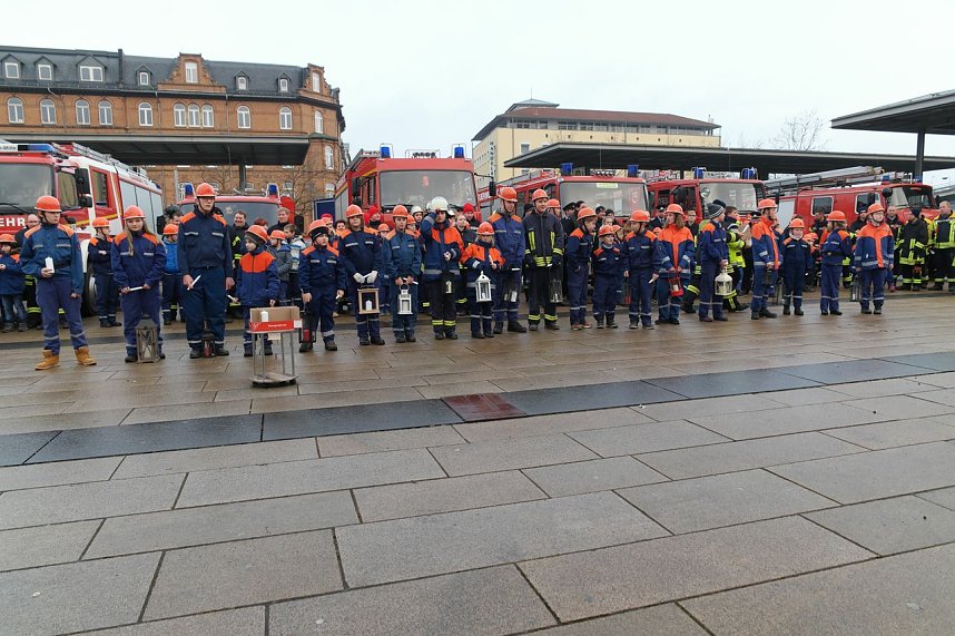 Empfangen und verteilt