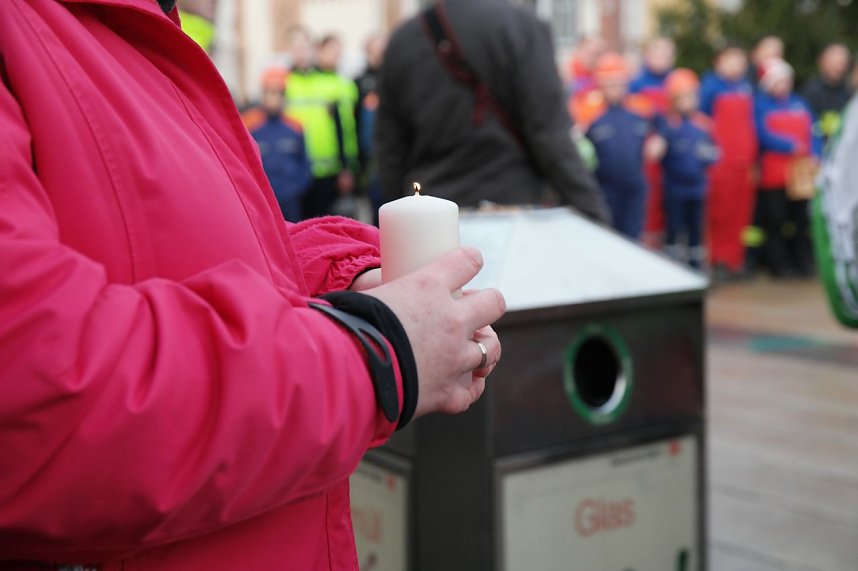 Empfangen und verteilt