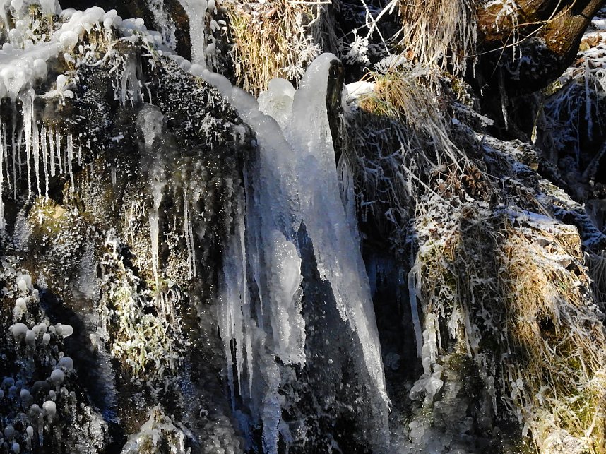 K&ouml;nigsh&uuml;tter Wasserfall zu Eis erstarrt