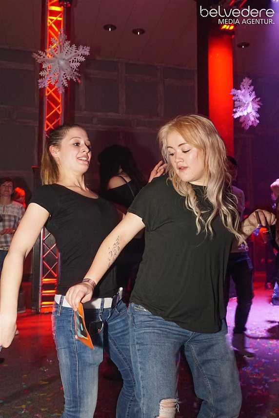 Party im Jugendclubhaus in Nordhausen - der Samstag