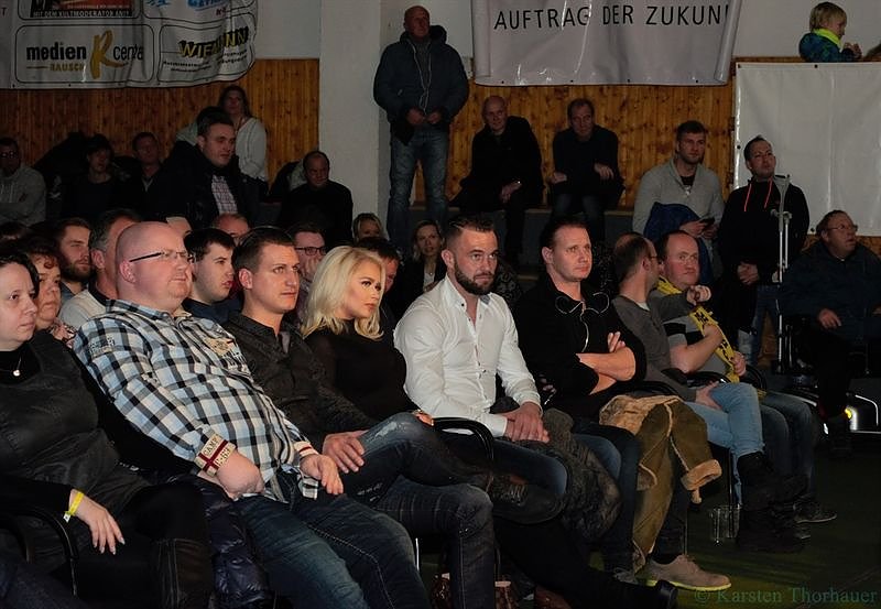 Furiose Boxnacht des NSV