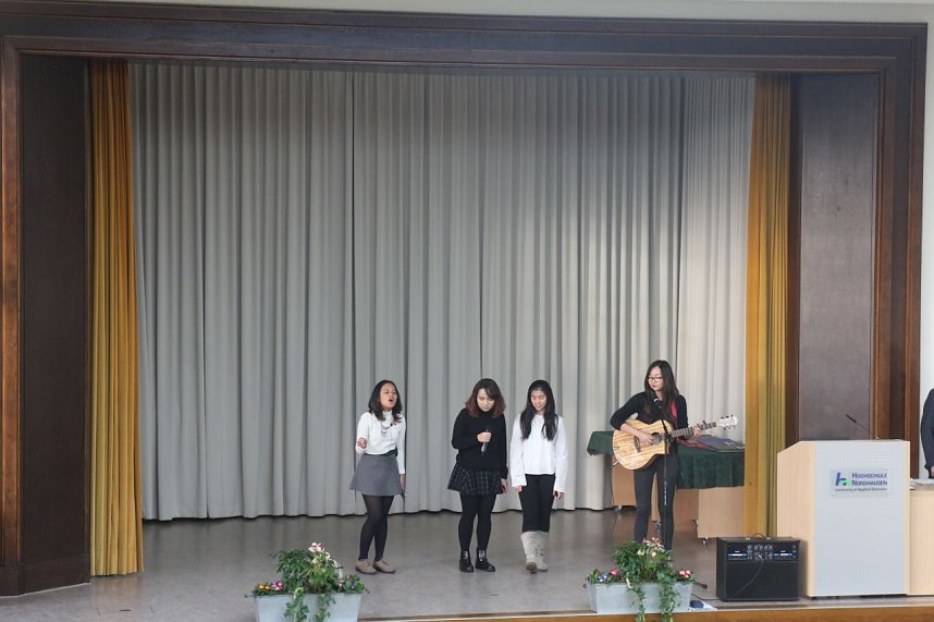 Zeugnisvergabe am Nordh&auml;user Studienkolleg