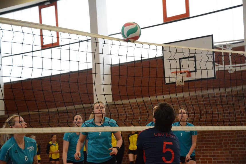 Erfolg beim Heimspiel Doppel - die Damen des SVC hatten allen Grund zum jubeln