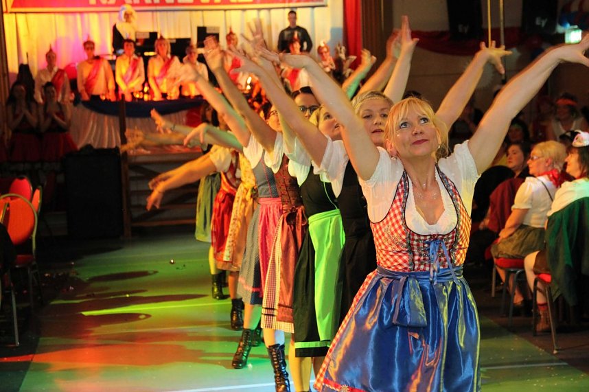 Krimder&ouml;der Narren laden ein