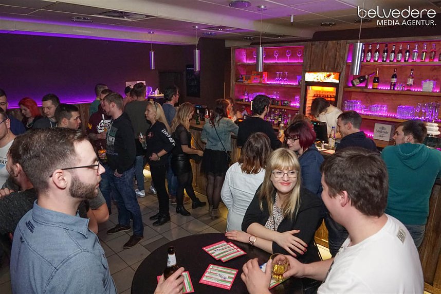 Party im Jugendclubhaus in Nordhausen - der Samstag