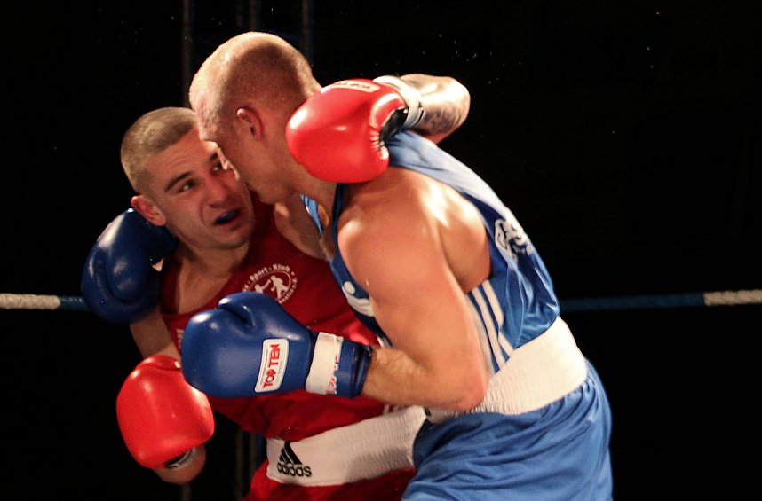 Nordh&auml;user Boxer bezwingen Hannoveraner