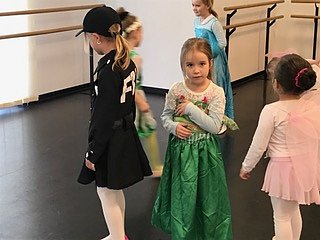 Fasching im Tanzstudio Radeva