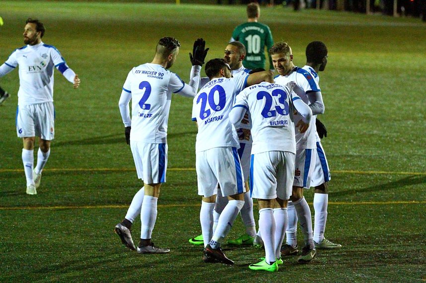 Wacker gewinnt gegen Sch&ouml;nberg