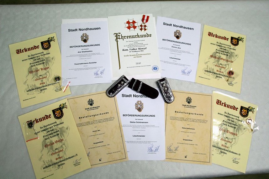 Alle Ehrungs-, Bef&ouml;rderungs- und Auszeichnungsurkunden