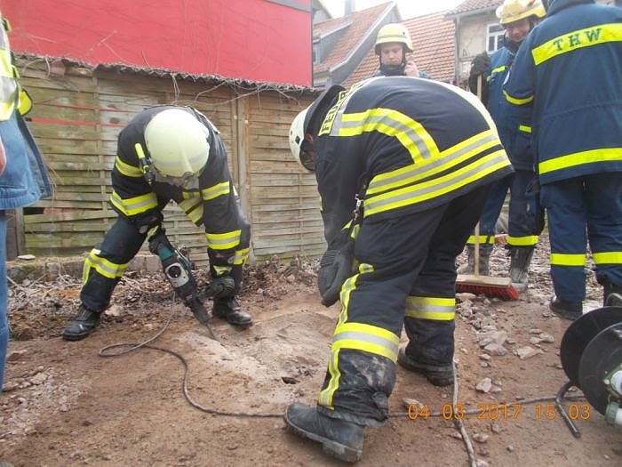 Gemeinsame &Uuml;bung von THW und Feuerwehr Gro&szlig;wechsungen