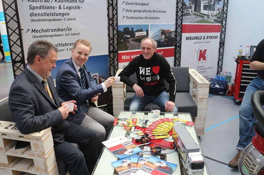 19. Forum Berufsstart in der Wiedigsburghalle Nordhausen