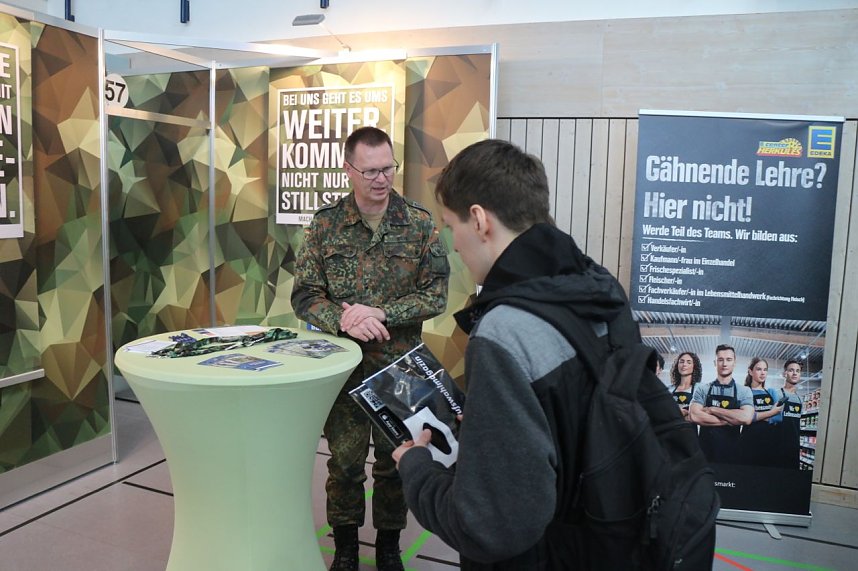 19. Forum Berufsstart in der Wiedigsburghalle Nordhausen