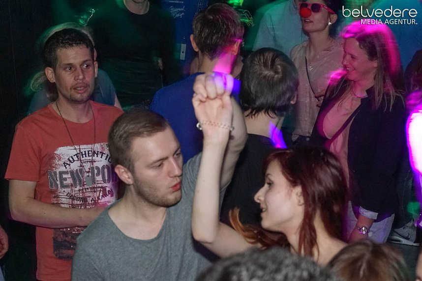 Party im Jugendclubhaus in Nordhausen - der Samstag