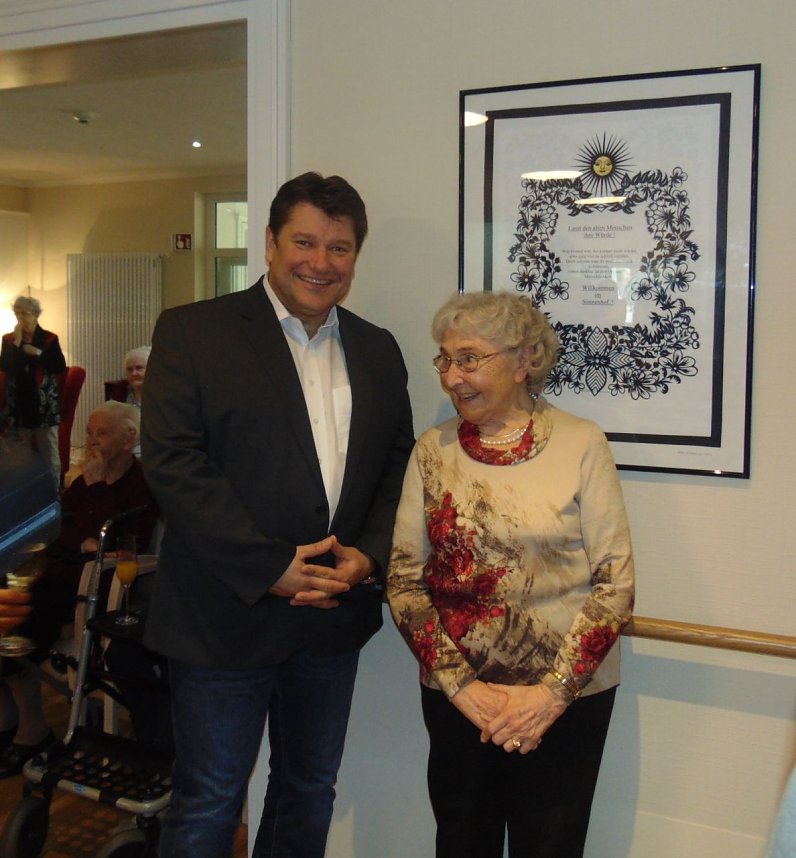 Es war einmal - Erika Schirmer zeigt ihre Scherenschnitte seit dieser Woche im Ilfelder Sonnenhof