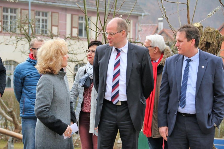 In S&uuml;lzhayn gibt es wieder eine Kinderkrippe, wurden insgesamt 24 weitere Pl&auml;tze f&uuml;r M&auml;dchen und Jungen unter drei Jahren geschaffen