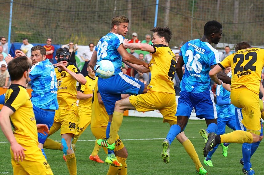 Wacker verliert gegen Auerbach im heimischen AKS