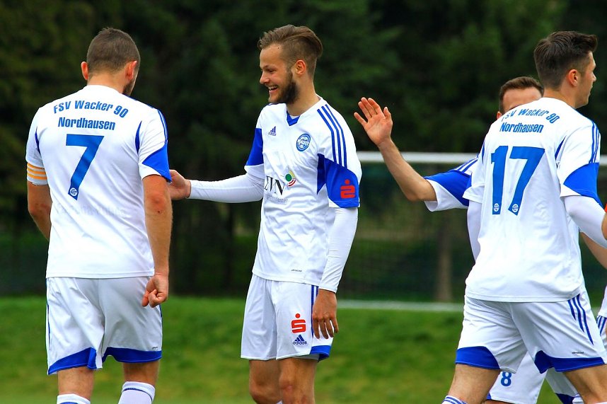 Wacker gewinnt gegen Heiligensadt