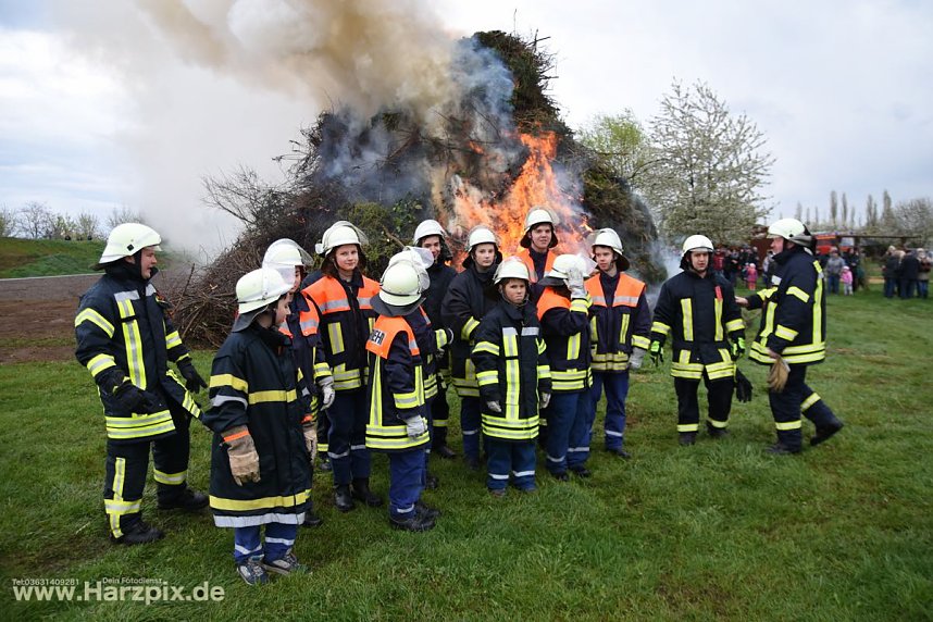 Osterfeuer Sundhausen und Werther