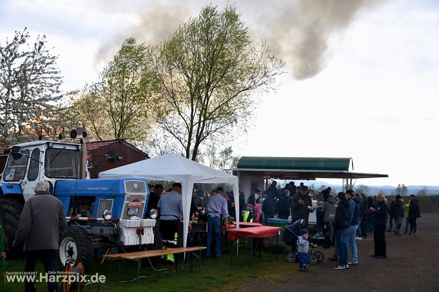 Osterfeuer Sundhausen und Werther