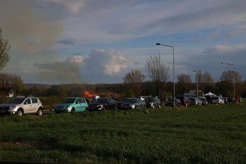 Osterfeuer in Bielen