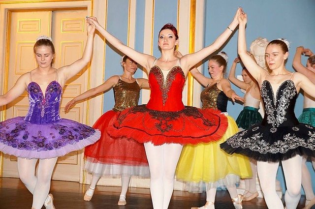 Neues aus dem Tanzstudio Radeva