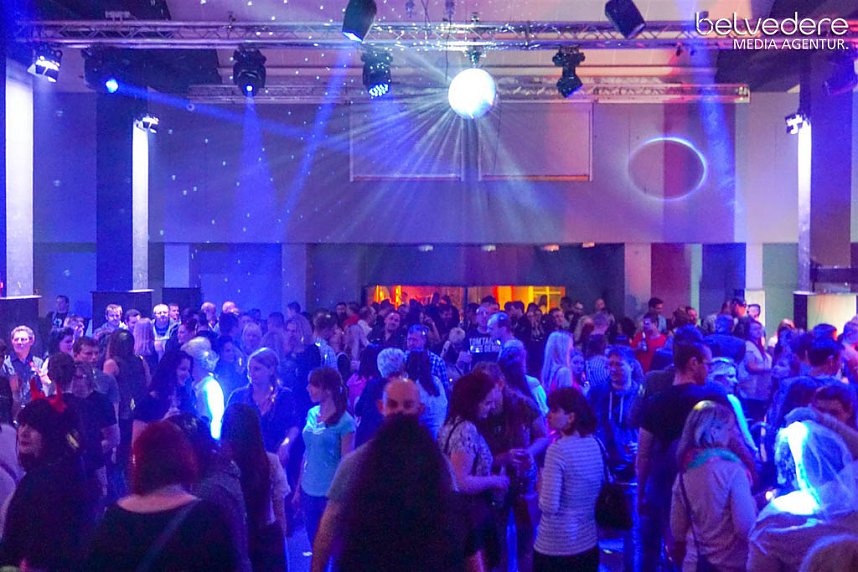 Party im Jugendclubhaus in Nordhausen - der Samstag