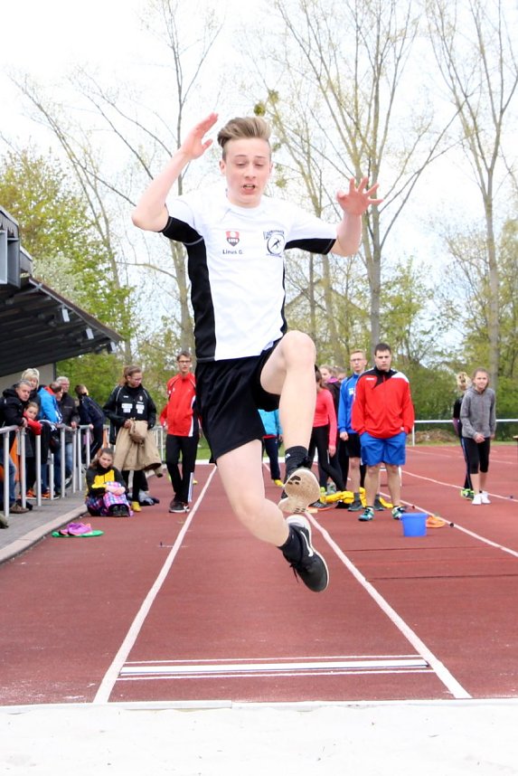 Bahner&ouml;ffnung auf dem Hohekreuzsportplatz