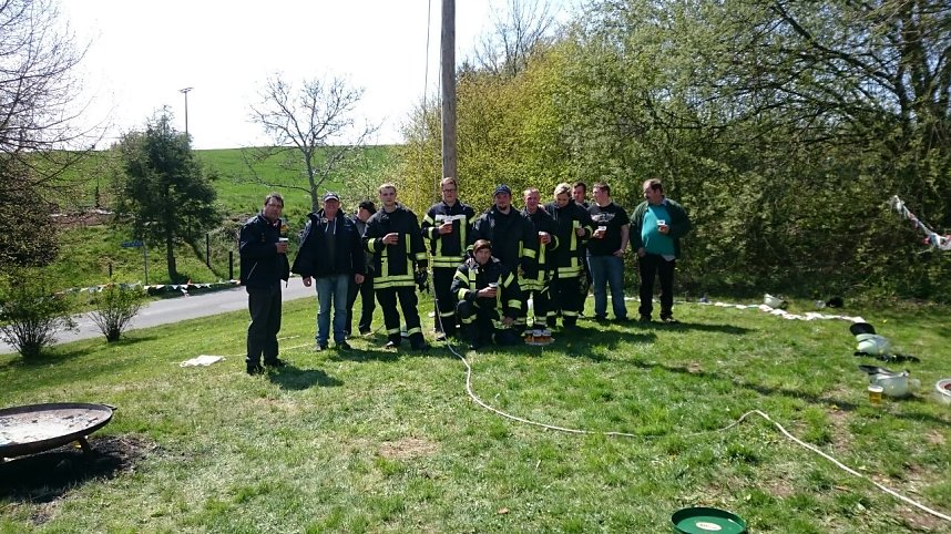 Der Maibaum steht in Herreden