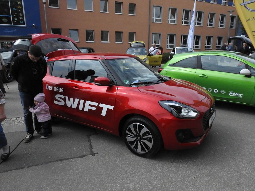 Autofr&uuml;hling auf dem Petersberg