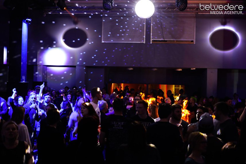 Party im Jugendclubhaus in Nordhausen - der Samstag