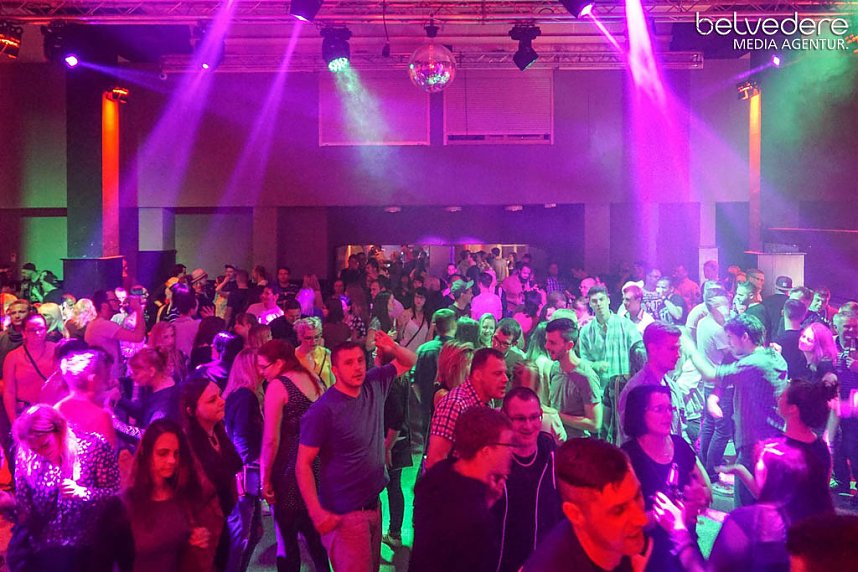Party im Jugendclubhaus in Nordhausen - der Samstag