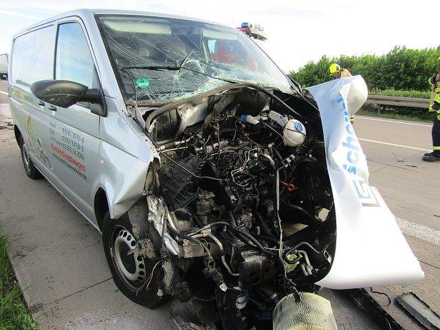 Crash auf der Autobahn A 38