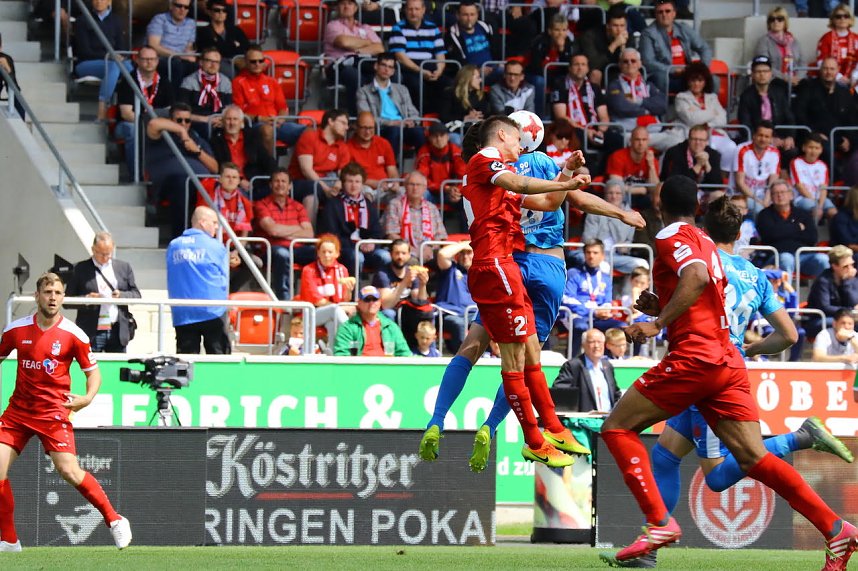 Pokalfinale zwischen RWE und Wacker in Erfurt