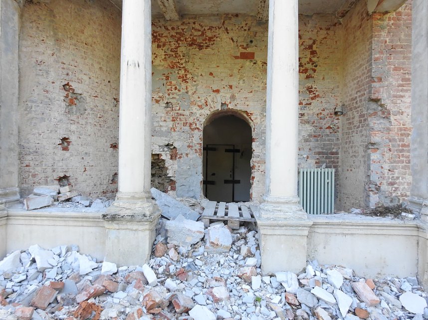Ein M&auml;rchenschloss erwacht - ein Lost Place verschwindet