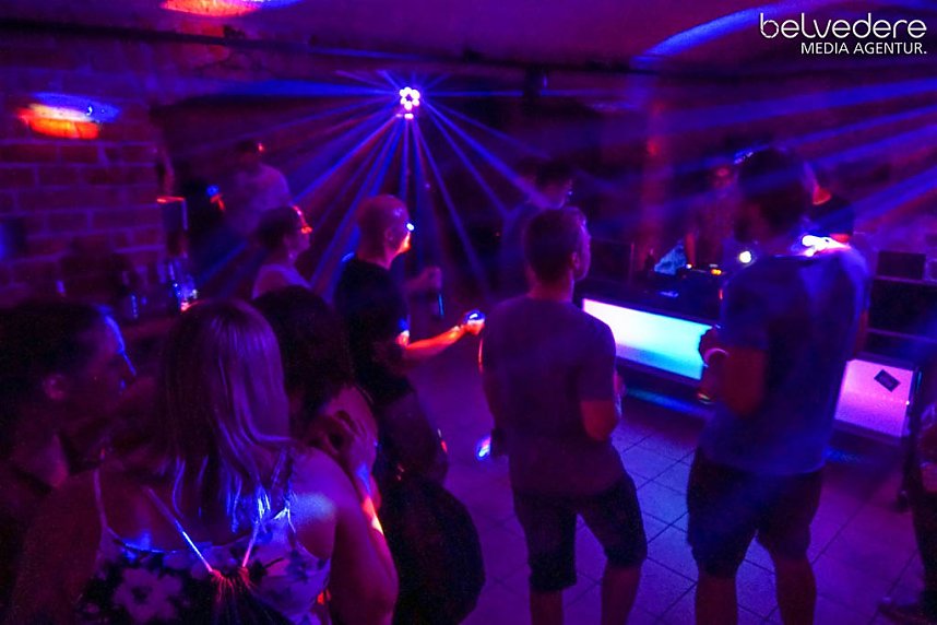 Party im Jugendclubhaus in Nordhausen - der Samstag