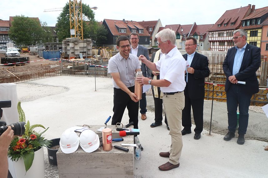 Grundsteinlegung f&uuml;r die Erweiterung des Altenpflegeheims St. Josef in Nordhausen