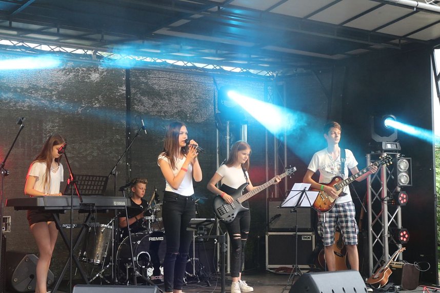 Bye, bye Oberstufe - den Beginn der Sanierung am Humboldt-Gymnasium wurde heute ausgiebig gefeiert