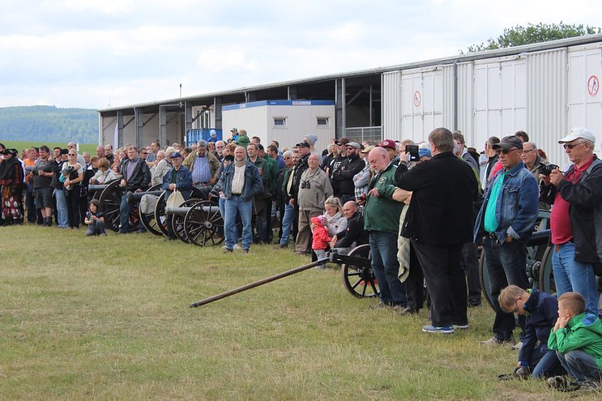 Gro&szlig;e Parade auf dem Dickkopf